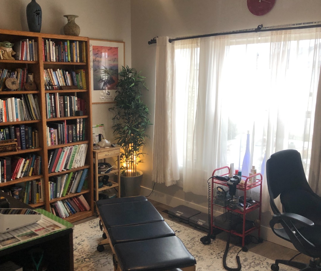 Exam room and patient care area @ Key Chiropractic LLCHero Image